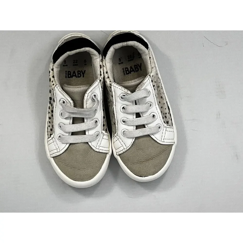 Cotton on Baby Toddler Slip On Sneakers w/soft furry sides Pre-Owned size 6